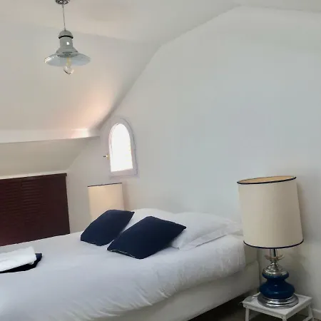 Le Trois Mats * ארסשון