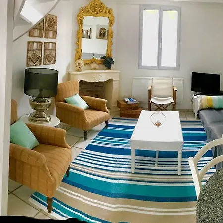 別荘 Le Trois Mats *